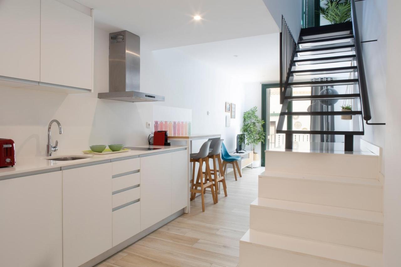Urban Suites Sitges Apartments מראה חיצוני תמונה