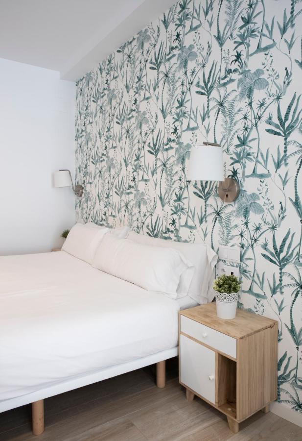 Urban Suites Sitges Apartments מראה חיצוני תמונה