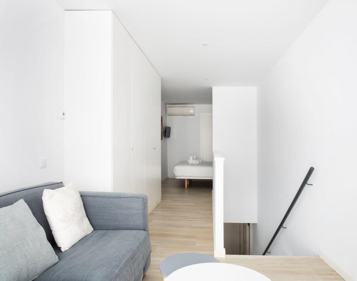 Urban Suites Sitges Apartments מראה חיצוני תמונה