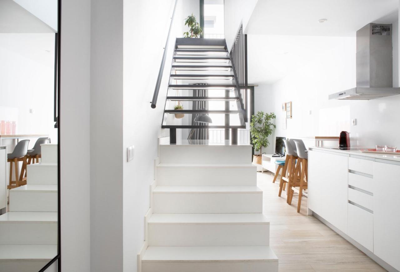 Urban Suites Sitges Apartments מראה חיצוני תמונה