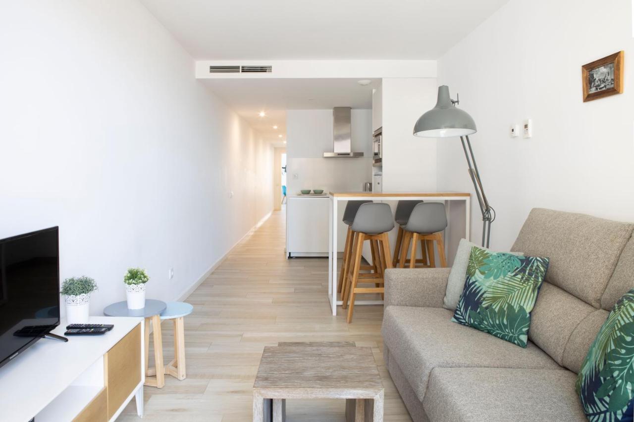 Urban Suites Sitges Apartments מראה חיצוני תמונה