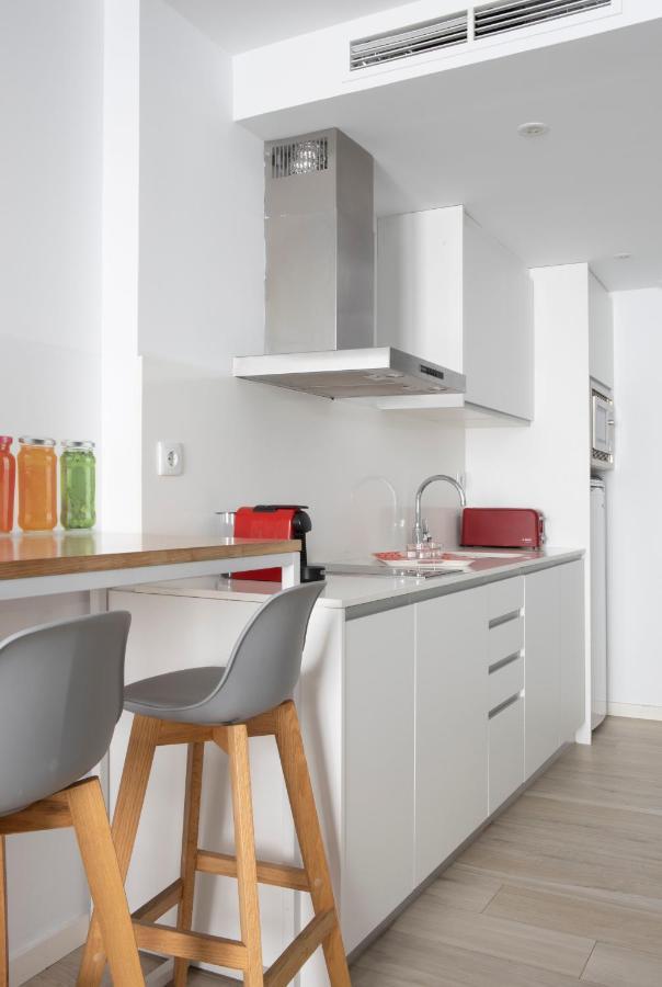 Urban Suites Sitges Apartments מראה חיצוני תמונה